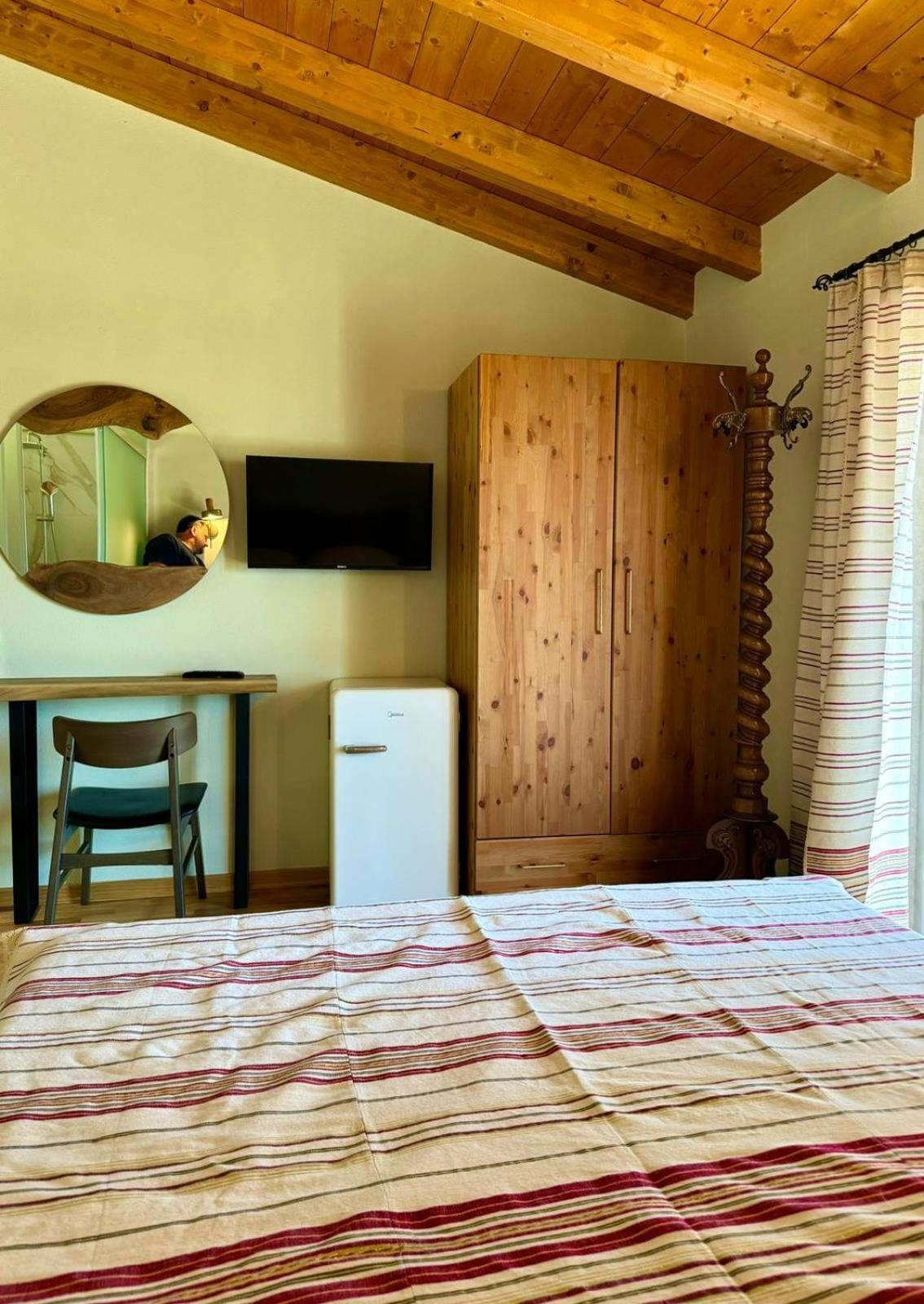 Guesthouse Marku - Mrizi I Zanave Fishte Eksteriør billede