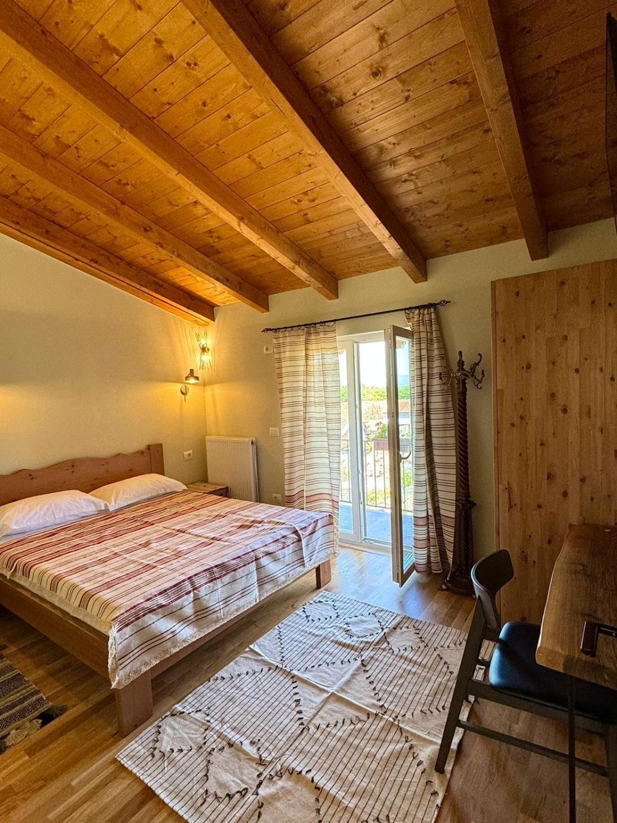 Guesthouse Marku - Mrizi I Zanave Fishte Eksteriør billede